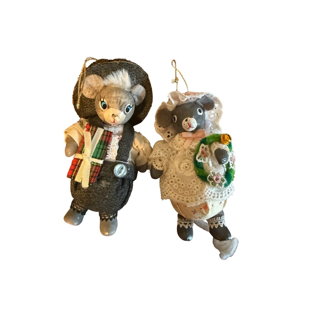 Vintage christmas mr & mrs mouse dressed‎ for the holiday ornaments couple